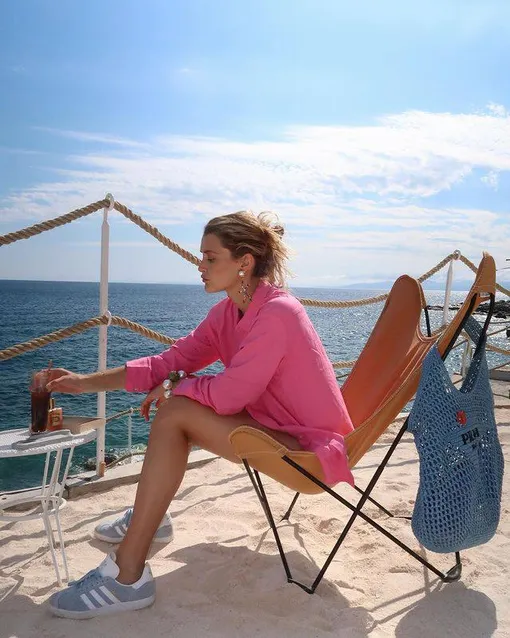 Цвет Водолея — голубой цвета знаков зодиака