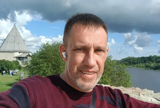 Максим левин