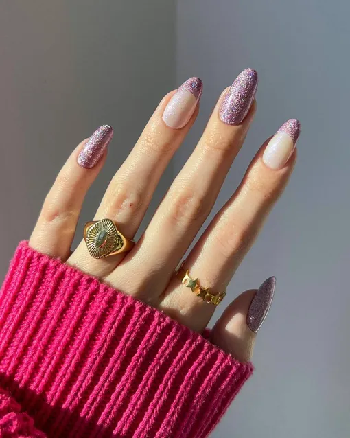 Раку подойдет нежный, но не такой уж и сдержанный маникюр — он точно не останется незамеченным Маникюр для Раков маникюр по знаку зодиака