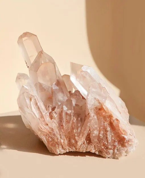 Розовый кварц: описание камня