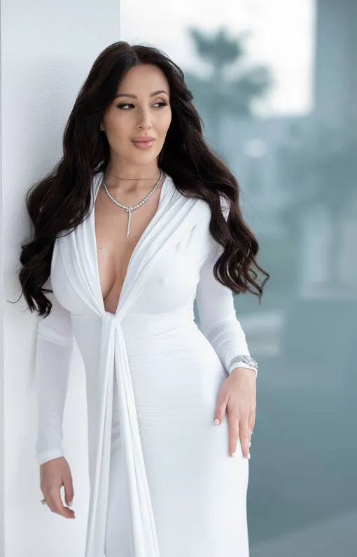 Кристина Егиазарова Кристина Егиазарова