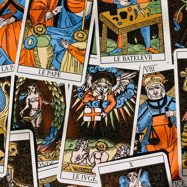 Первое полнолуние года: карты Таро расскажут, что ждет каждый знак зодиака