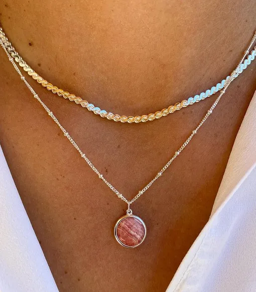 Родонит может помочь при разных заболеваниях