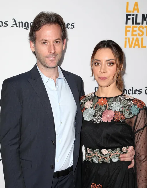 Обри Плаза и Джефф Баэна, Раки по гороскопу, вместе уже более 10 лет ОБРИ ПЛАЗА И ДЖЕФФ БАЭНА