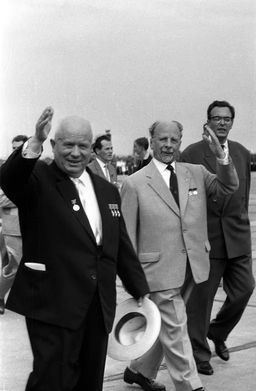 Никита Хрущев Никита Хрущев