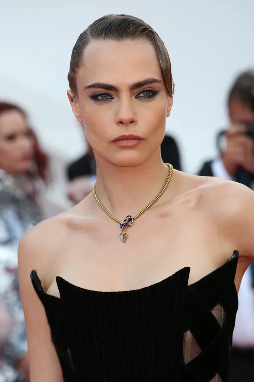 Кара Делевинь Кара Делевинь