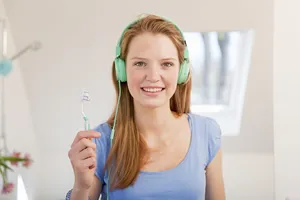 К чему снятся зубы: как растолковать сон