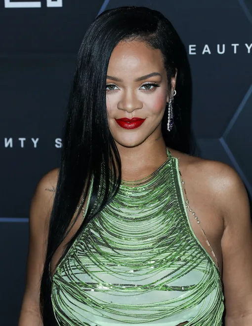 Рыбы по гороскопу, Рианна обладает очень сильной натальной картой, в которой видно, что это женщина с большими амбициями — и она сумела их реализовать Рианна