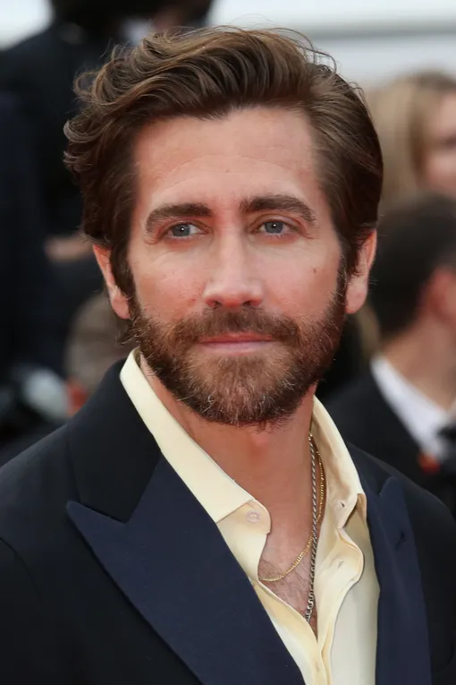 Джейк Джилленхол, также родившийся под созвездием Стрельца, вырос в семье режиссера и сыграл во многих известных лентах Джейк Джилленхол