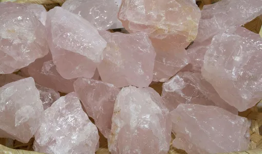 Розовый кварц — любовный камень Розовый кварц — любовный камень