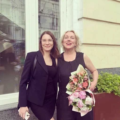 Соня Егорова с мамой Соня Егорова с мамой