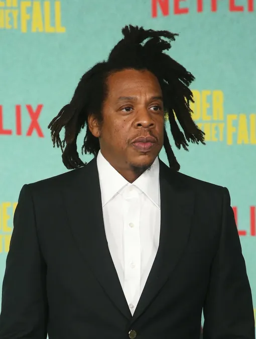 Перед вами еще один знаменитый мужчина-Стрелец и обладатель состояния в 2,5 миллиарда долларов — Jay-Z Jay-Z